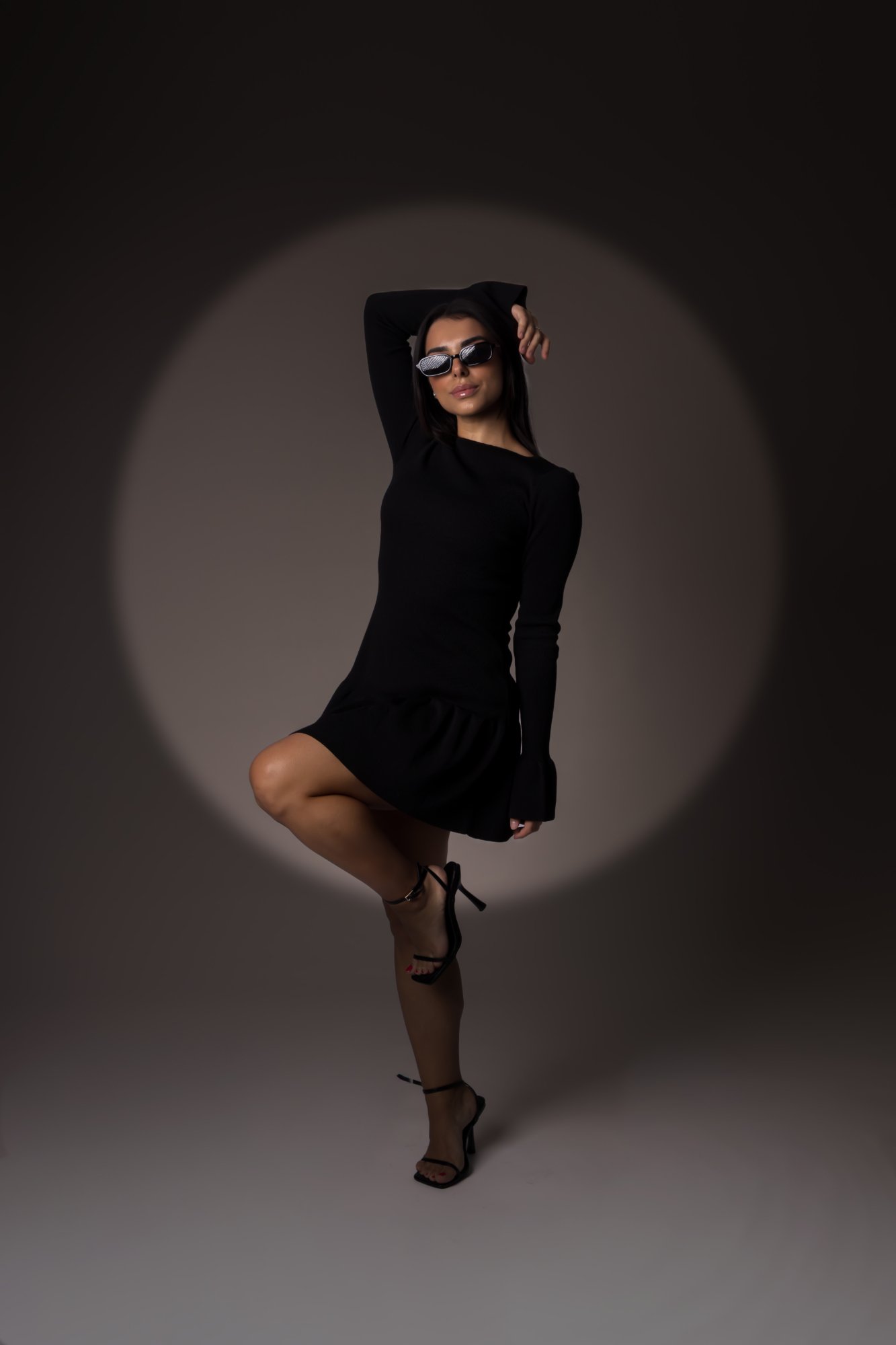 Studio shoot door Sueda Karakoc